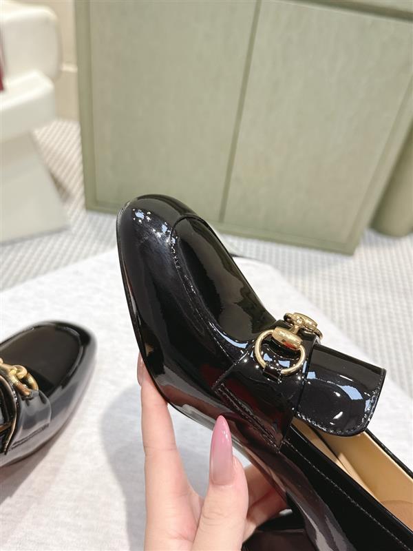 20251127171647461 320